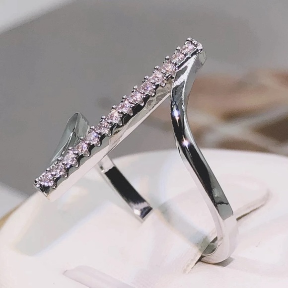 Sterling Silver ring - Picture 3 of 4